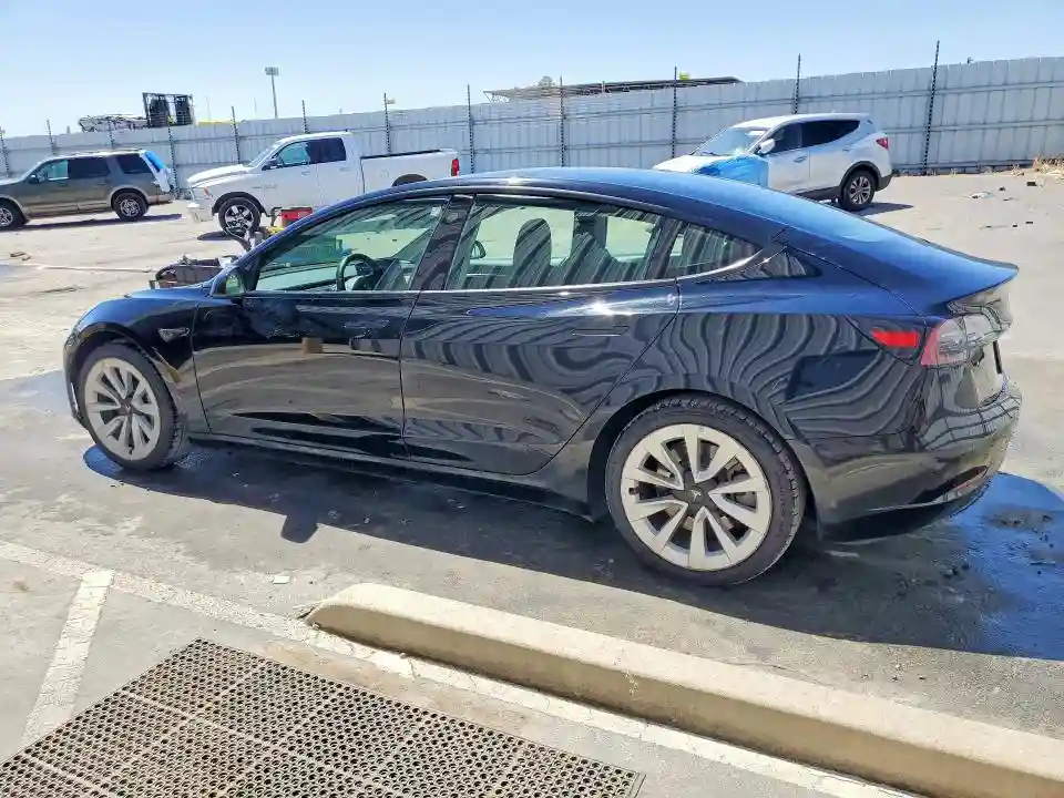 5YJ3E1EAXNF188623 2022 TESLA MODEL 3-1