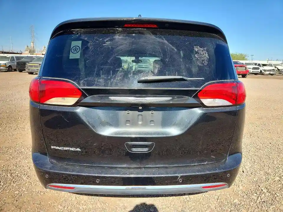 2C4RC1BG0HR613297 2017 CHRYSLER PACIFICA-5