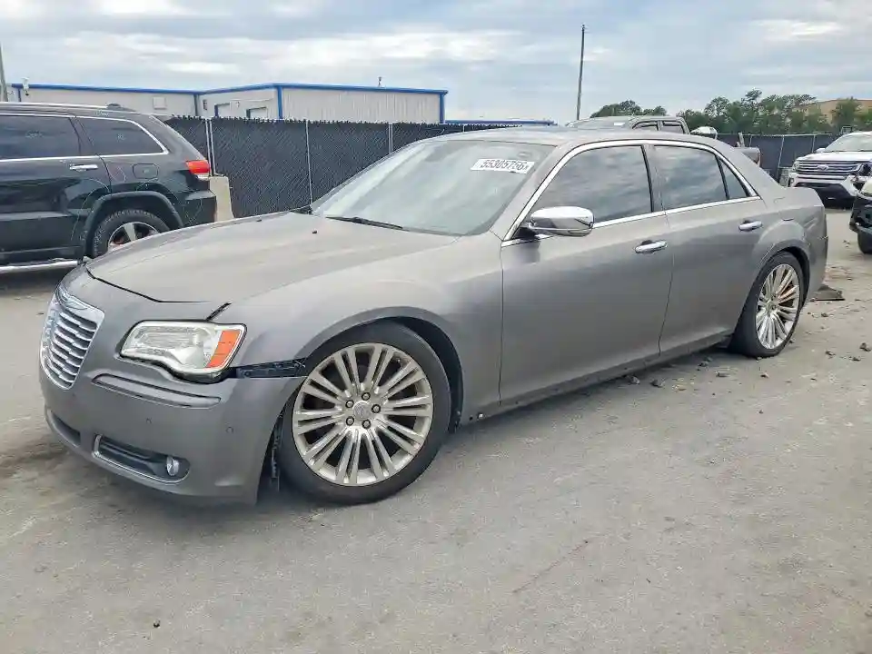 2C3CA5CG3BH585675 2011 CHRYSLER 300-0