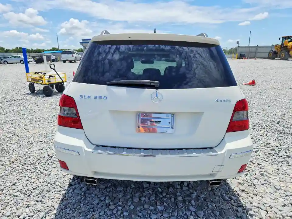 WDCGG8HB3AF475570 2010 MERCEDES-BENZ GLK-CLASS-5