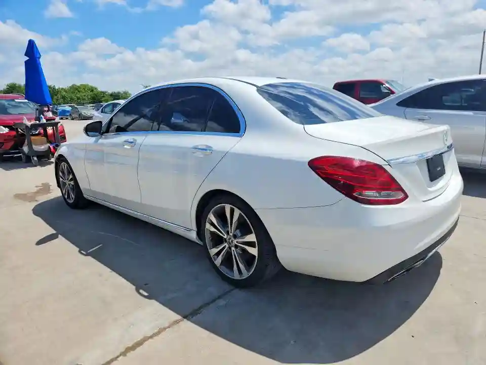 55SWF4JB7JU241796 2018 MERCEDES-BENZ C-CLASS-1