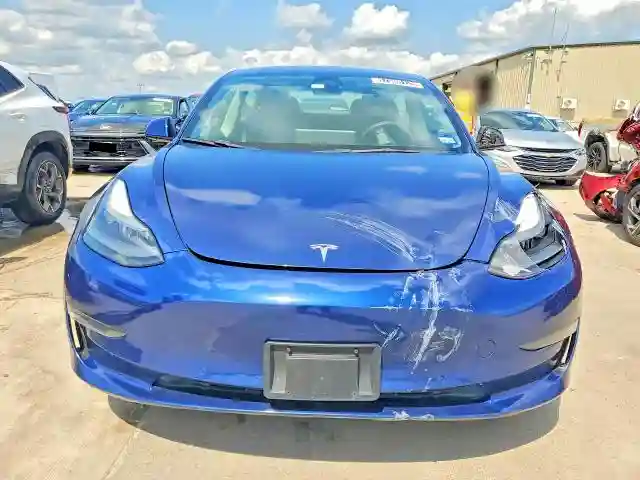 5YJ3E1EA8NF290714 2022 TESLA MODEL 3-4