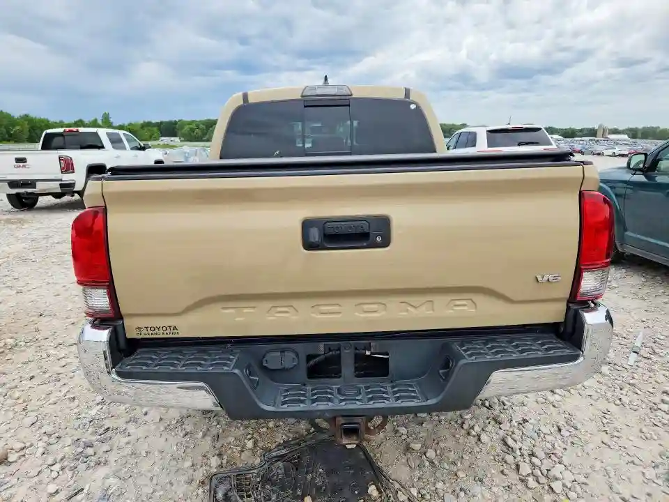3TMCZ5AN8JM144498 2018 TOYOTA TACOMA-5