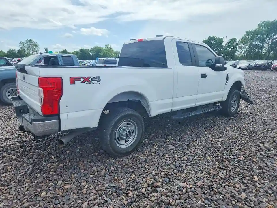 1FT7X2BN2NED78989 2022 FORD F250-2