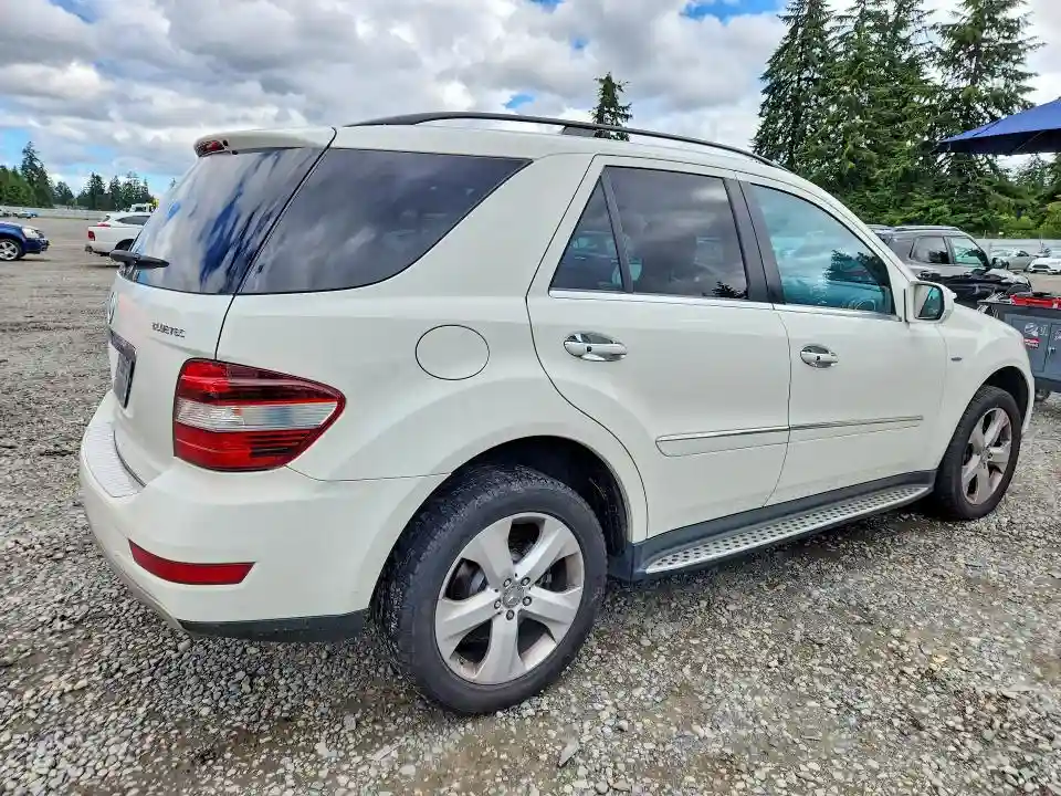 4JGBB2FB2AA576400 2010 MERCEDES-BENZ M-CLASS-2