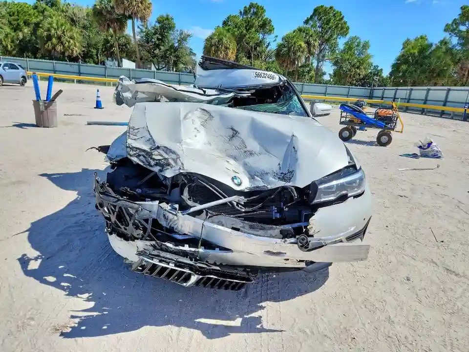 3MW5R1J00N8C50929 2022 BMW 3 SERIES-4