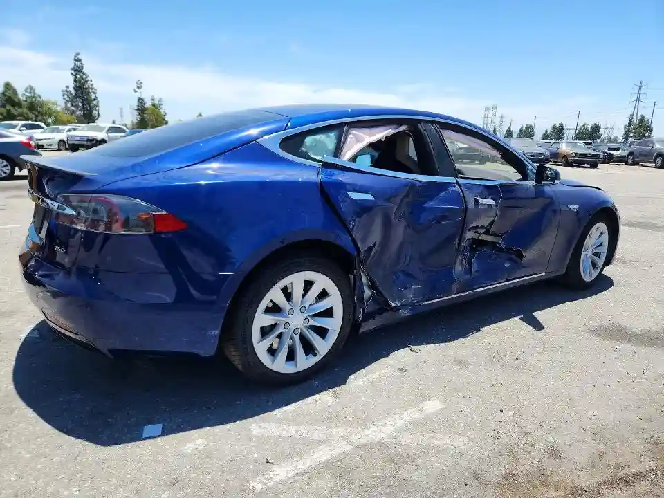 5YJSA1E2XGF143135 2016 TESLA MODEL S-2
