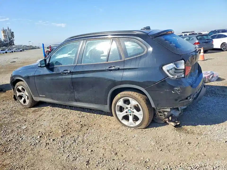 WBAVM1C5XEVW47164 2014 BMW X1-1