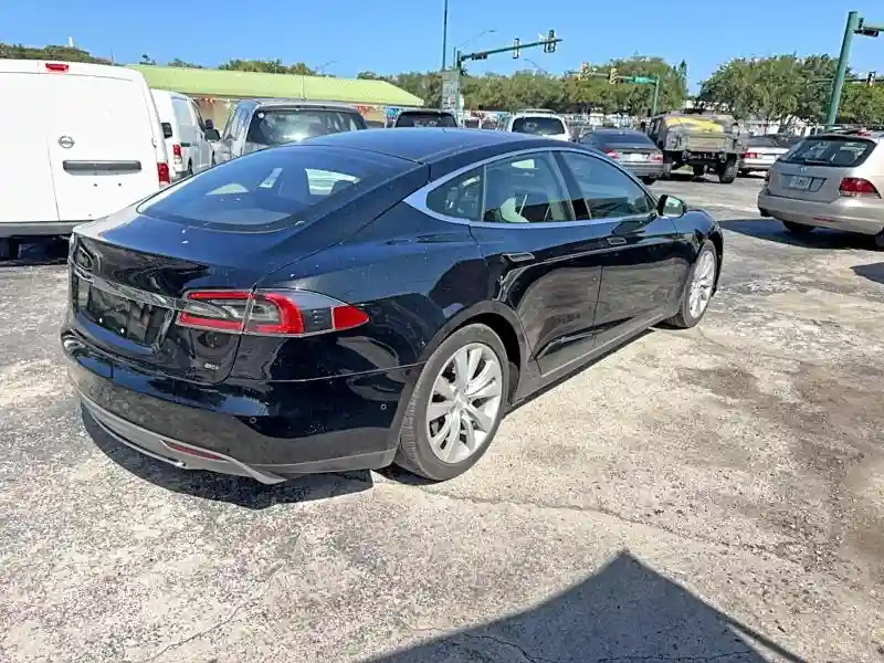 5YJSA1H1XEFP66125 2014 TESLA MODEL S-3