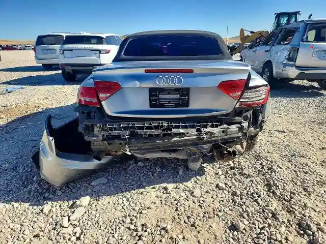 WAUJFAFH8BN012129 2011 AUDI A5-5