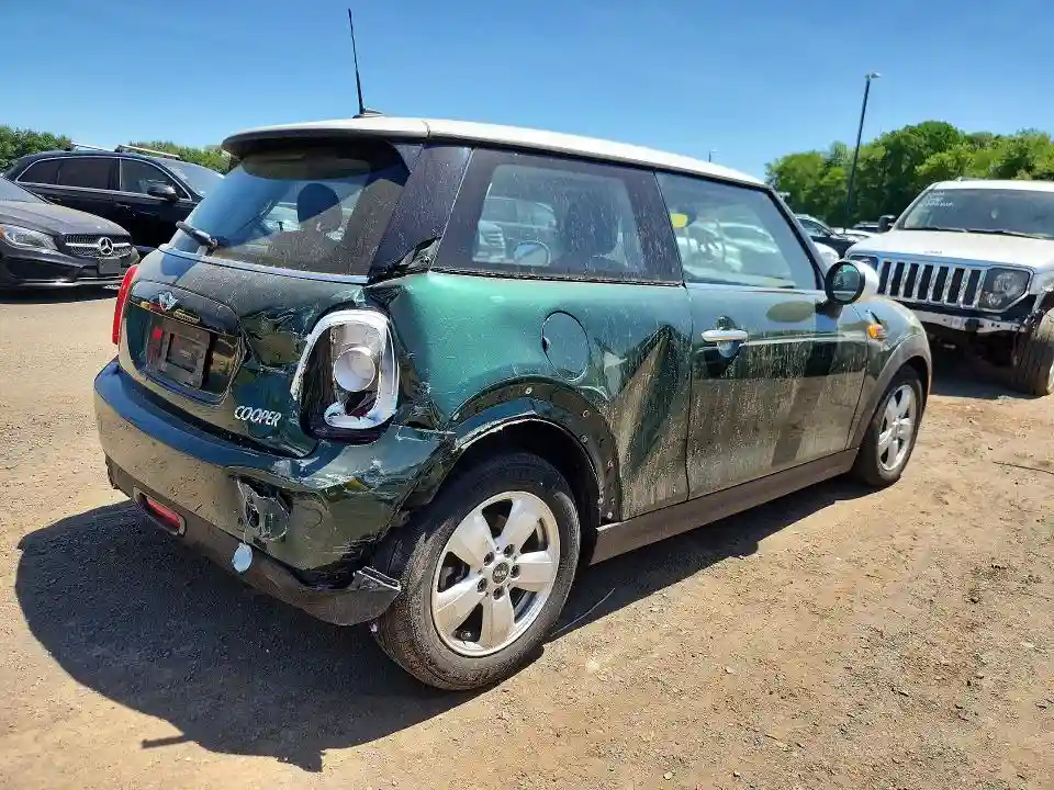 WMWXP5C59J3D02062 2018 MINI COOPER-2