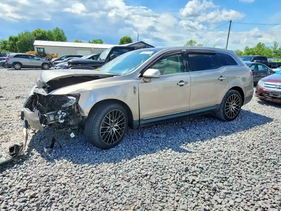 2LMHJ5AT5KBL00995 2019 LINCOLN MKT-0