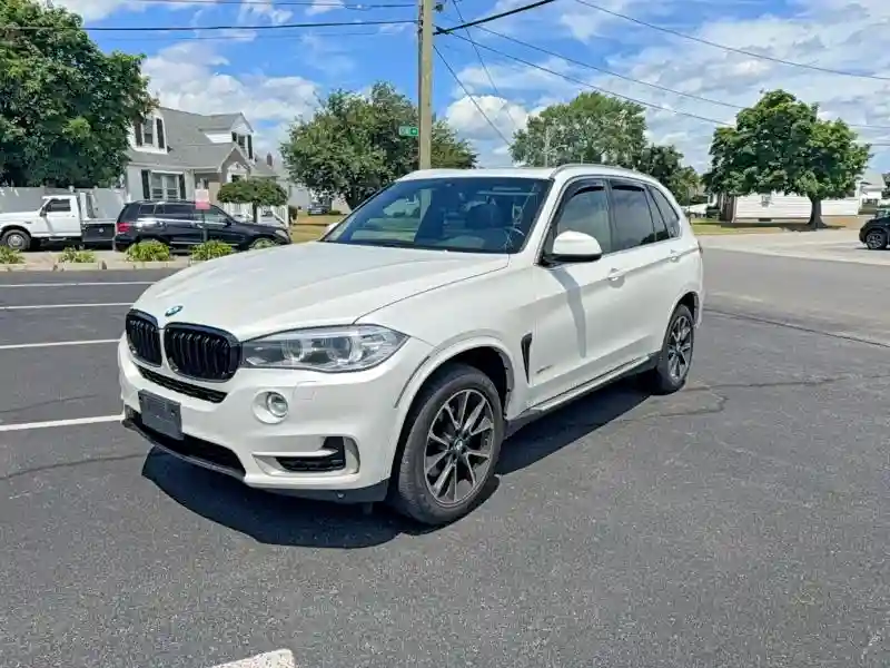 5UXKR0C39H0V68990 2017 BMW X5-1