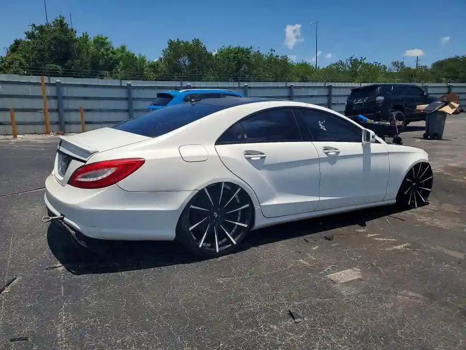 WDDLJ7DB2CA007910 2012 MERCEDES-BENZ CLS-CLASS-2