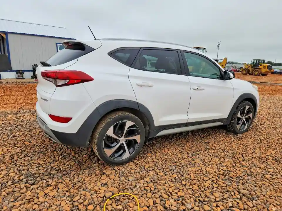 KM8J33A27HU373419 2017 HYUNDAI TUCSON-2