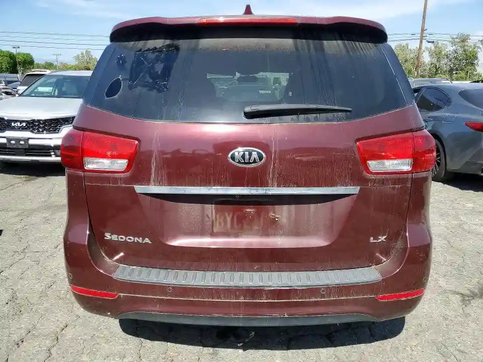 KNDMB5C18H6266288 2017 KIA SEDONA-5