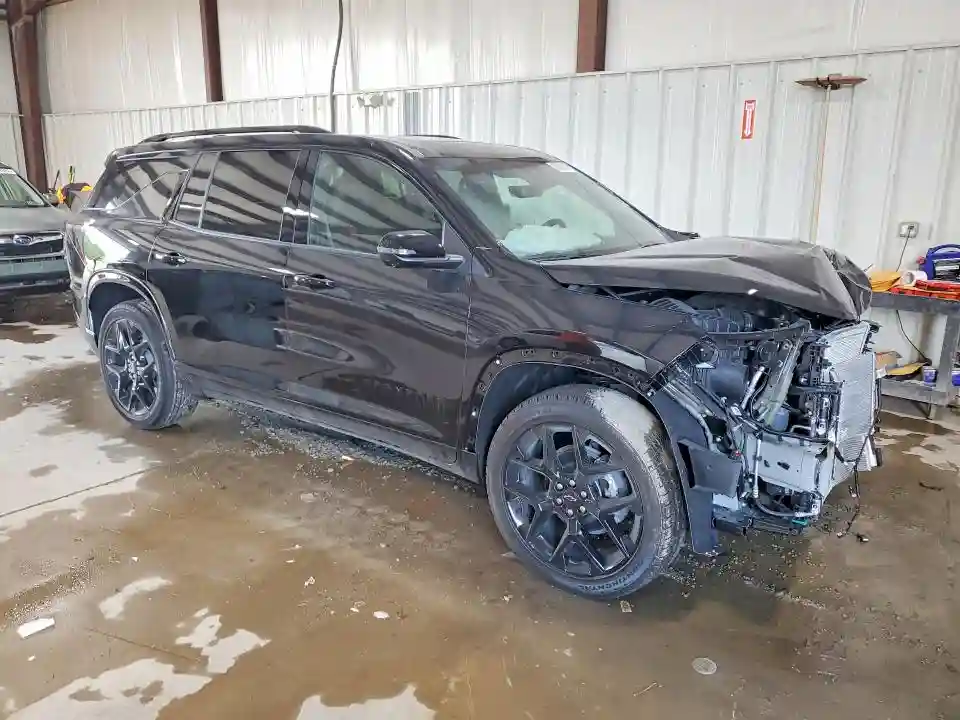 1GNEVLKS7TJ335625 2026 CHEVROLET TRAVERSE-3