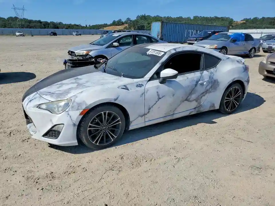 JF1ZNAA1XD2710836 2013 SCION FR-S BASE-0