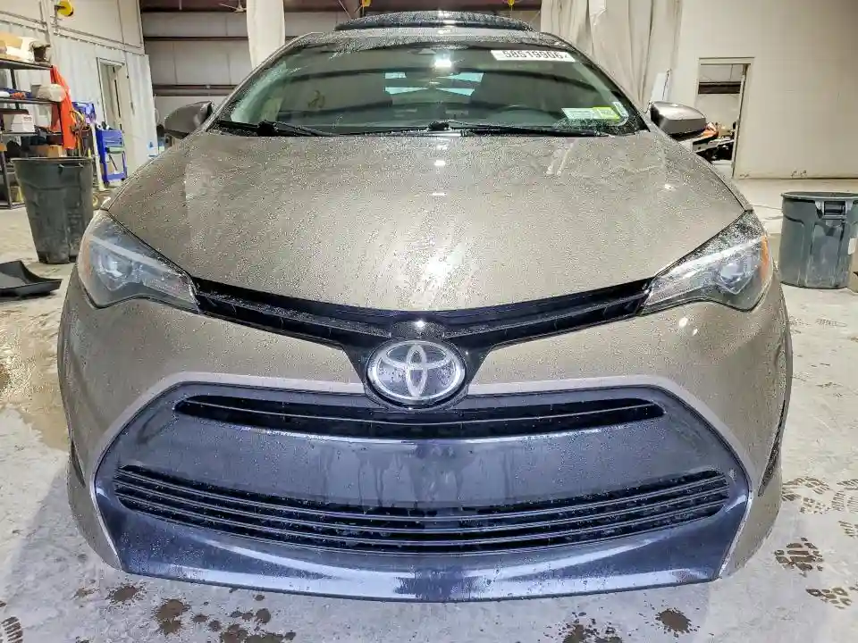 5YFBURHE4JP841828 2018 TOYOTA COROLLA-4