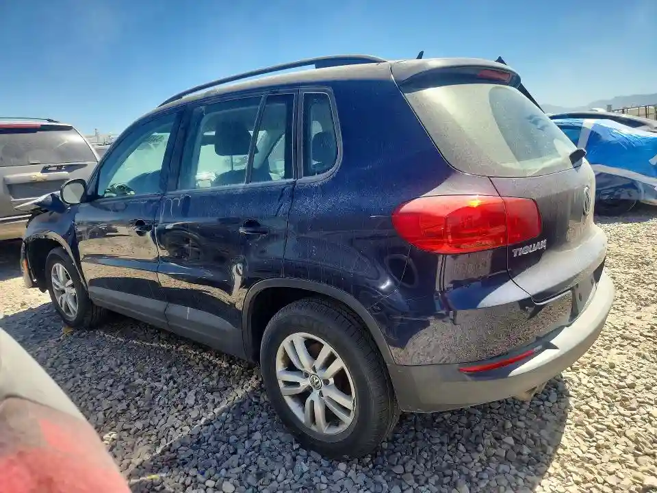WVGAV7AX5GW555944 2016 VOLKSWAGEN TIGUAN-1