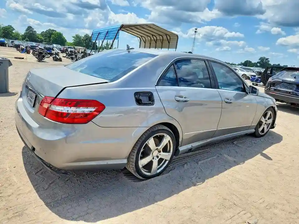 WDDHF5GB9AA167626 2010 MERCEDES-BENZ E-CLASS-2