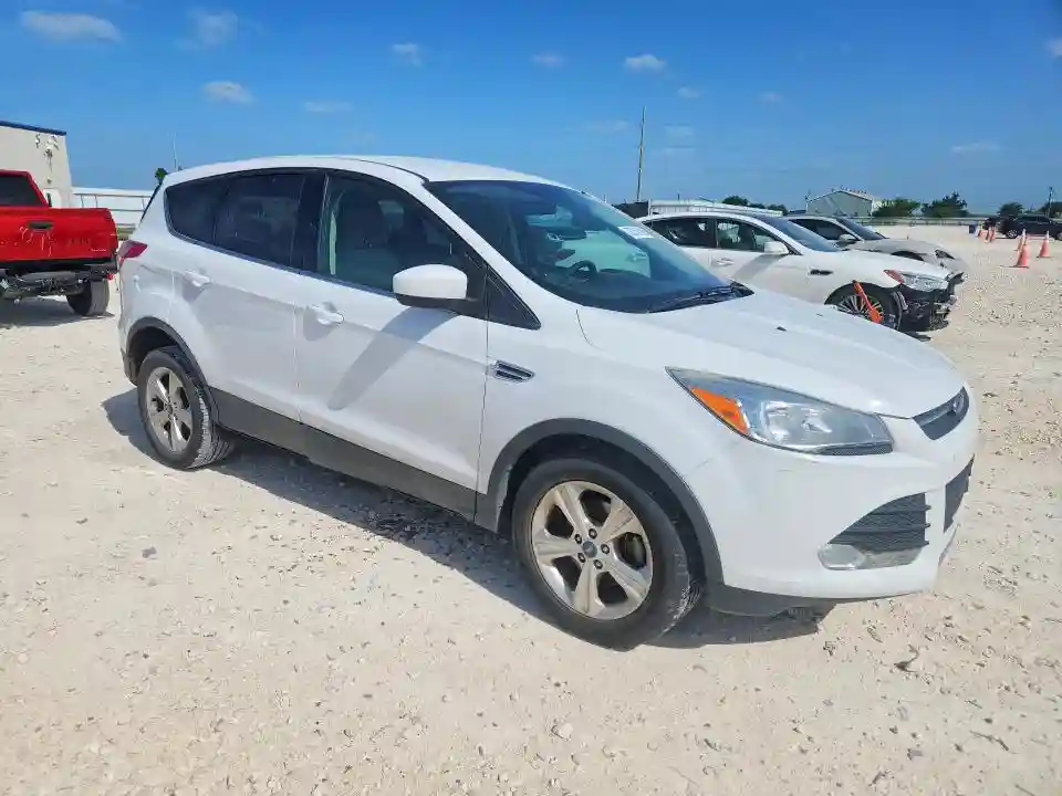 1FMCU0GXXEUA21969 2014 FORD ESCAPE-3