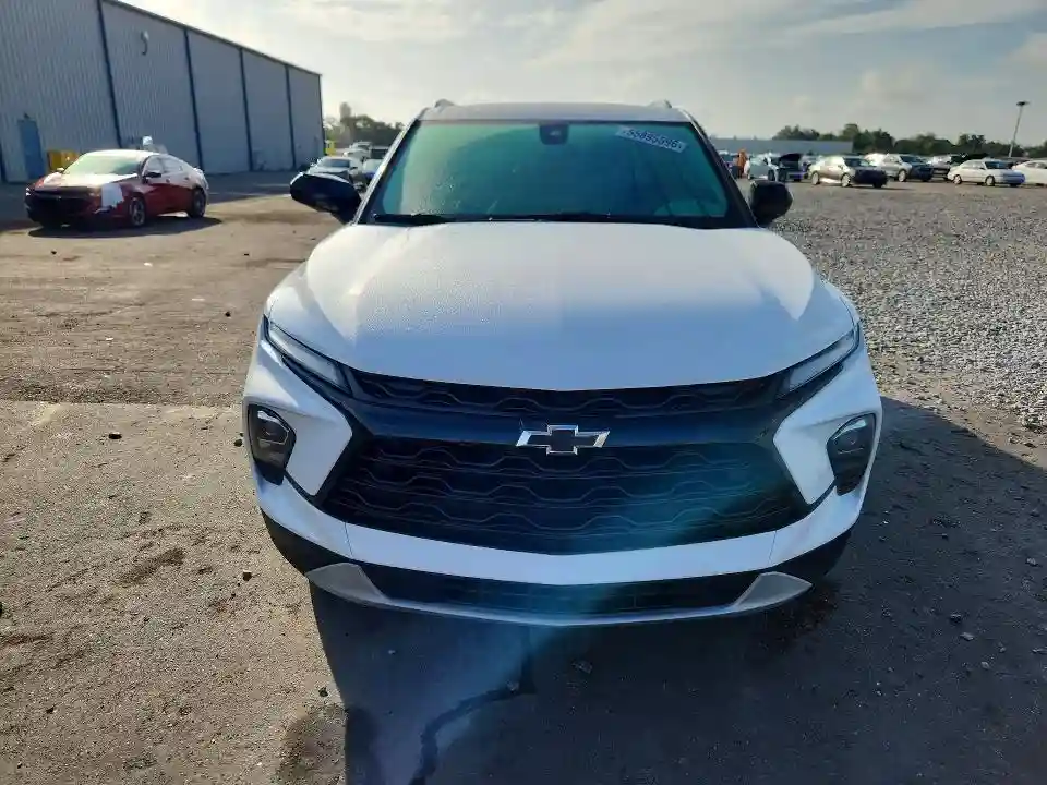 3GNKBCR41RS278171 2024 CHEVROLET BLAZER-4