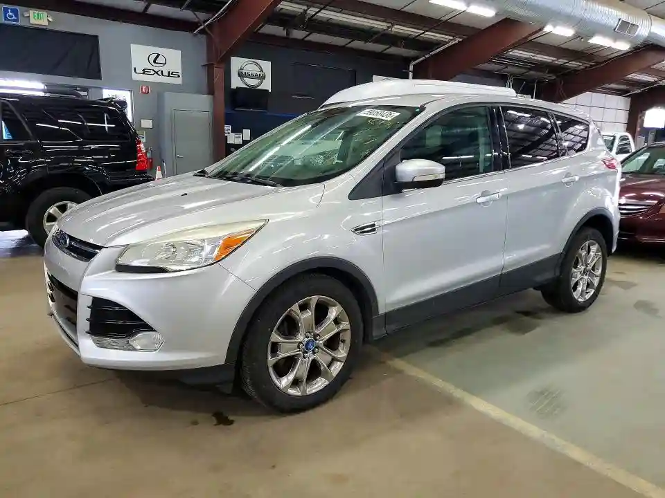 1FMCU9H94DUC75745 2013 FORD ESCAPE-0