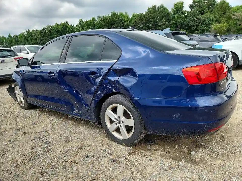 3VWLL7AJXDM204082 2013 VOLKSWAGEN JETTA-1