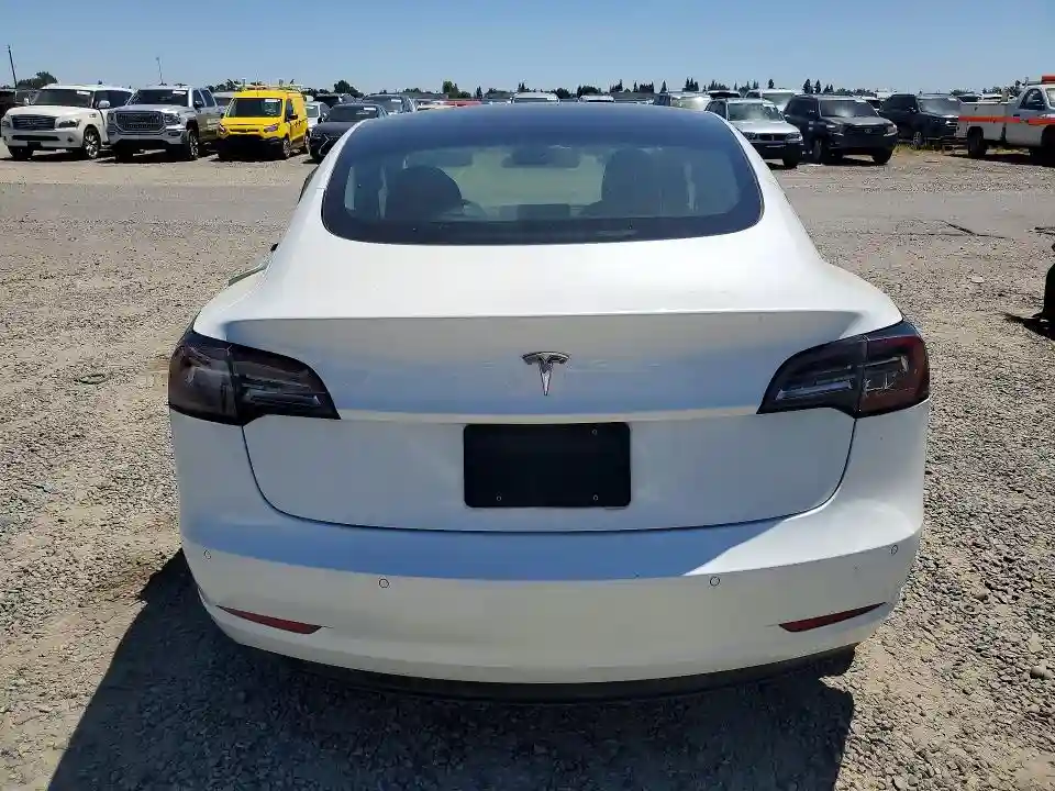 5YJ3E1EA2NF201543 2022 TESLA MODEL 3-5