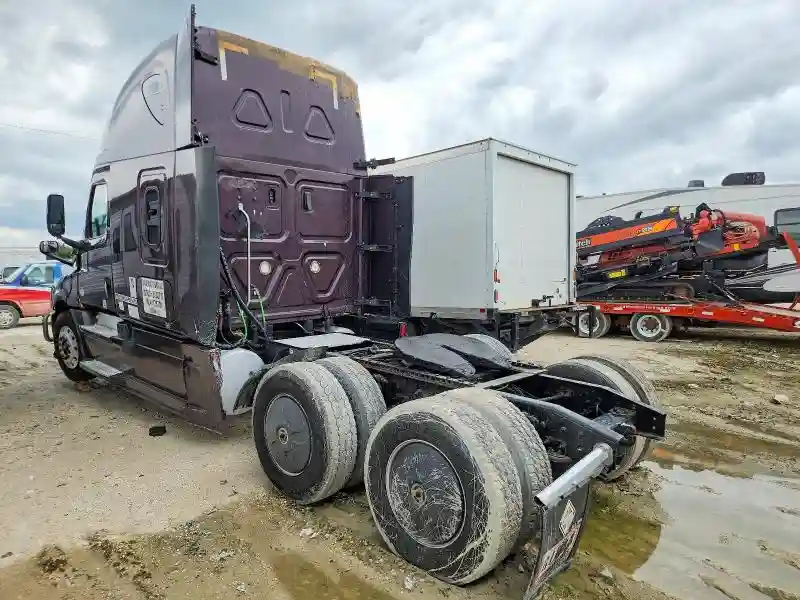 3AKJHHDR0JSJT0569 2018 FREIGHTLINER ALL OTHER-2