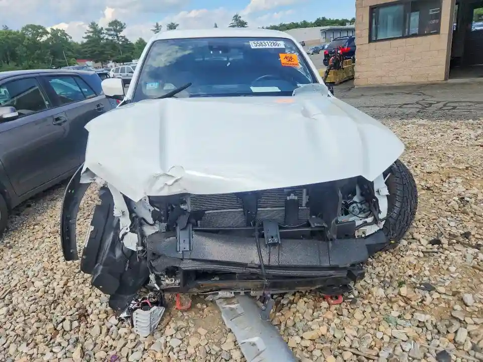 1N6ED1EK7PN611261 2023 NISSAN FRONTIER-4