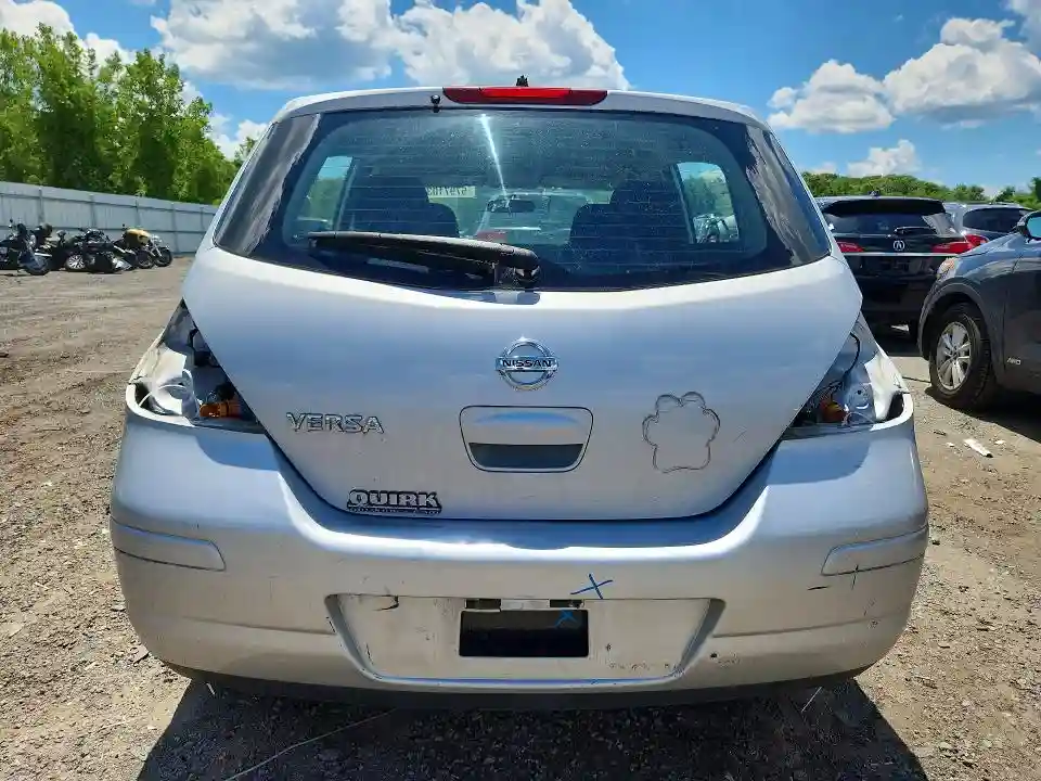 3N1BC1CPXBL499011 2011 NISSAN VERSA 1.8-5