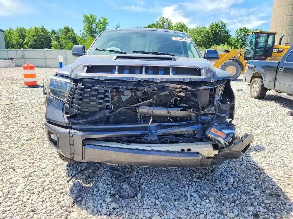 5TFUW5F1XKX862388 2019 TOYOTA TUNDRA-4