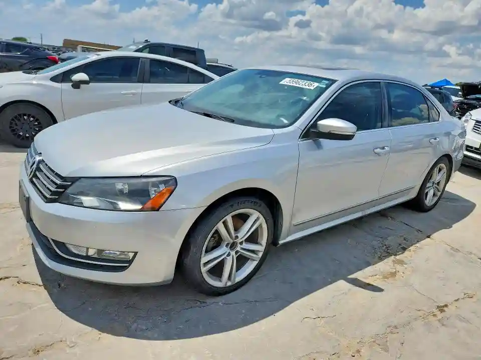 1VWCS7A3XEC018999 2014 VOLKSWAGEN PASSAT-0