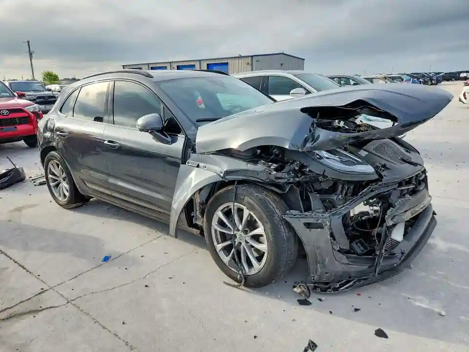 WP1AA2A54RLB20353 2024 PORSCHE MACAN-3
