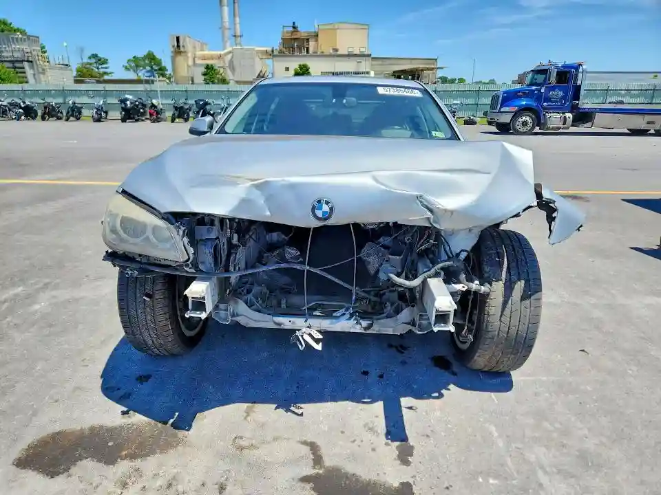 WBAYF8C58DD141062 2013 BMW 7 SERIES-4