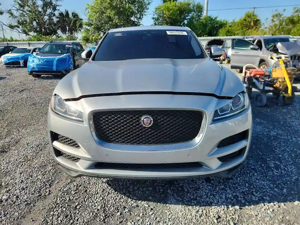 SADCS2FX8LA640435 2020 JAGUAR F-PACE-4