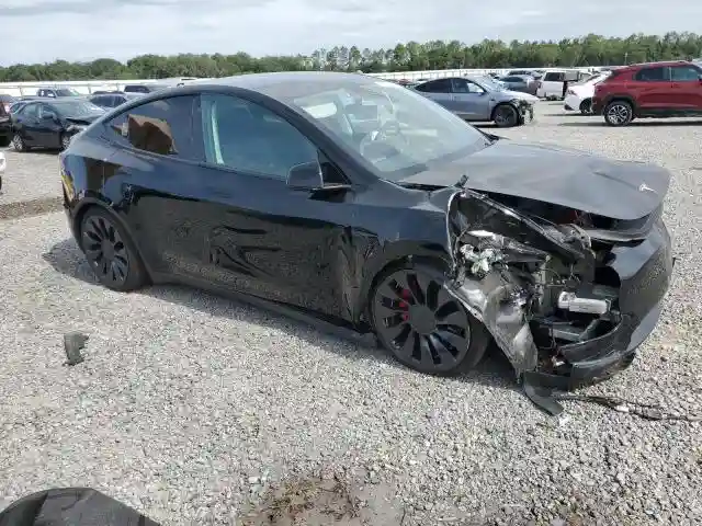 7SAYGDEF5NF312202 2022 TESLA MODEL Y-0