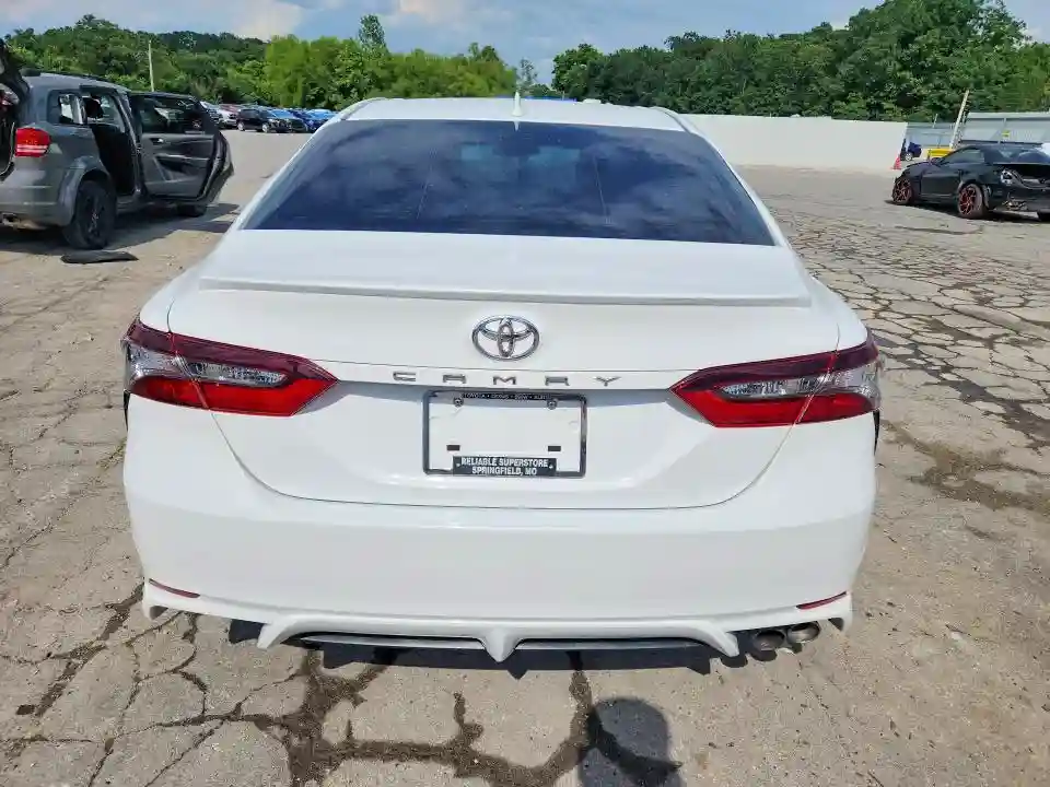 4T1G11AK3MU525906 2021 TOYOTA CAMRY-5