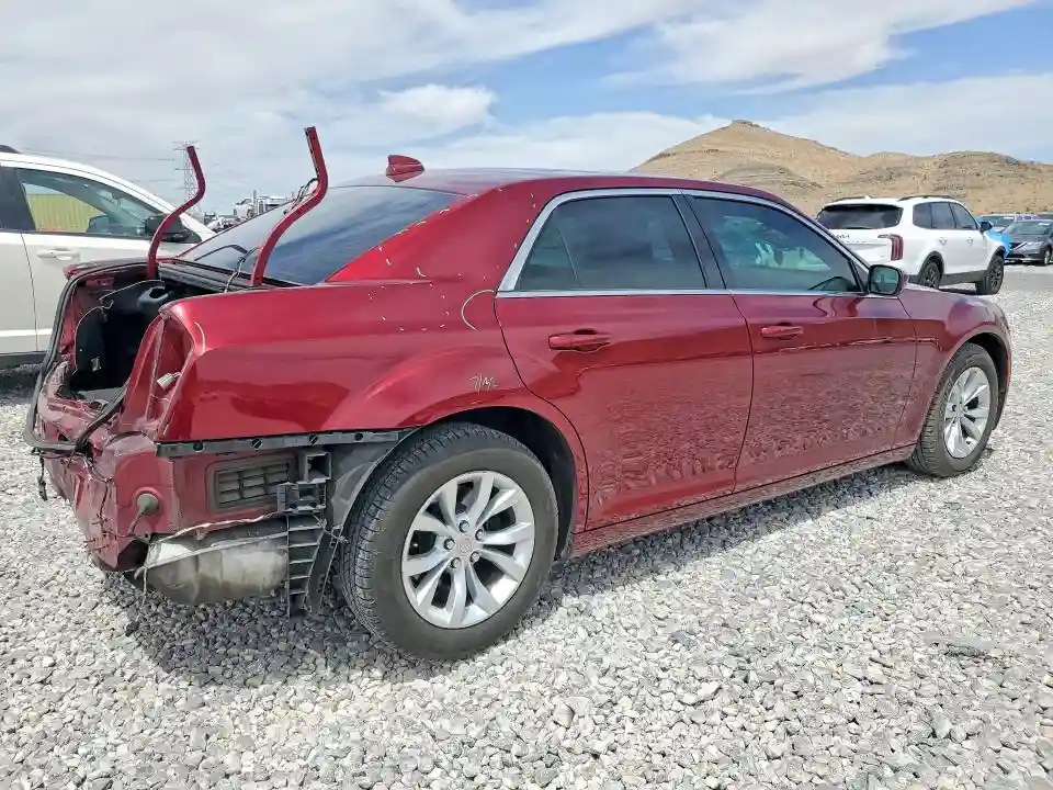2C3CCAAG7GH260671 2016 CHRYSLER 300-2