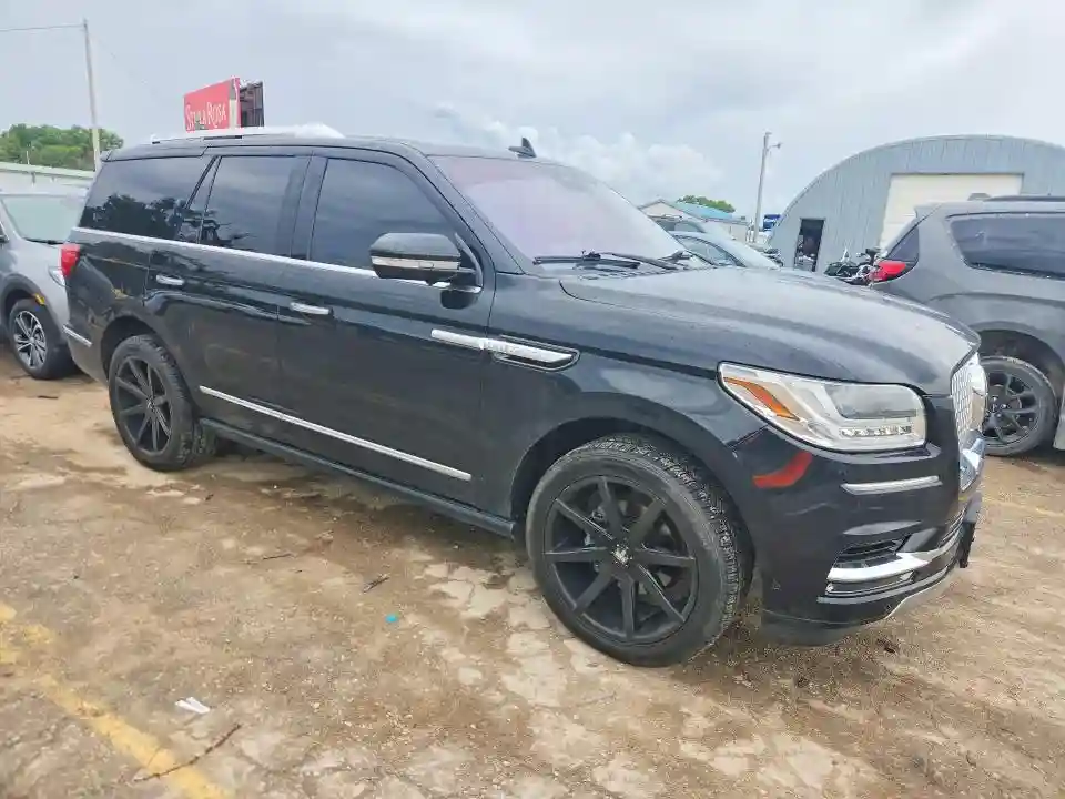 5LMJJ2LT9JEL07330 2018 LINCOLN NAVIGATOR-3