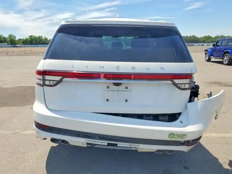 5LMYJ8XY7PNL00182 2023 LINCOLN AVIATOR-5