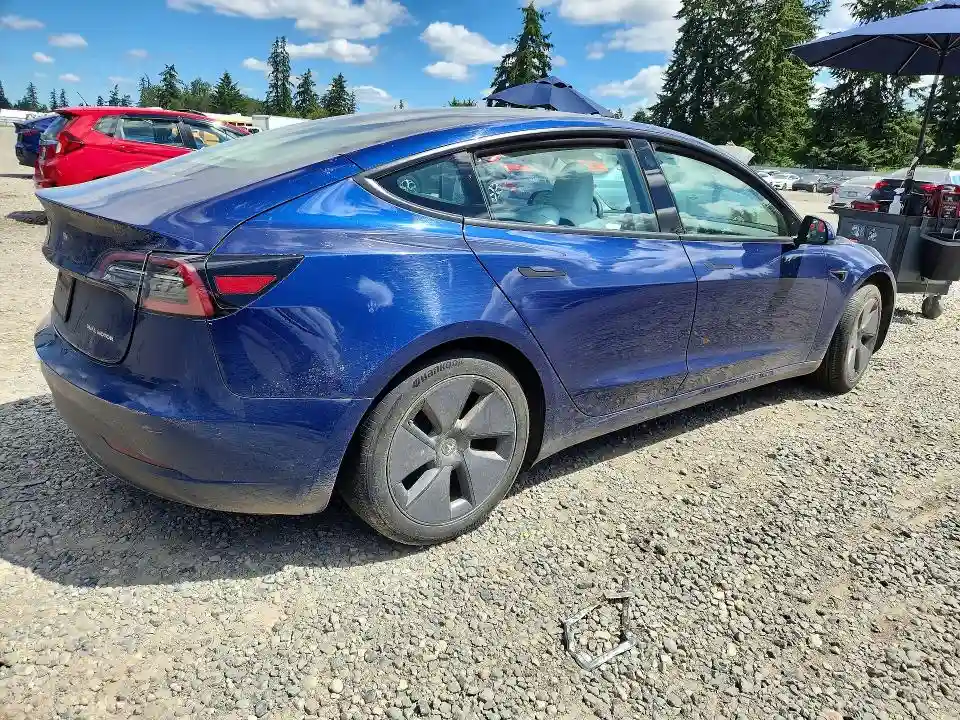 5YJ3E1EB5PF632468 2023 TESLA MODEL 3-2