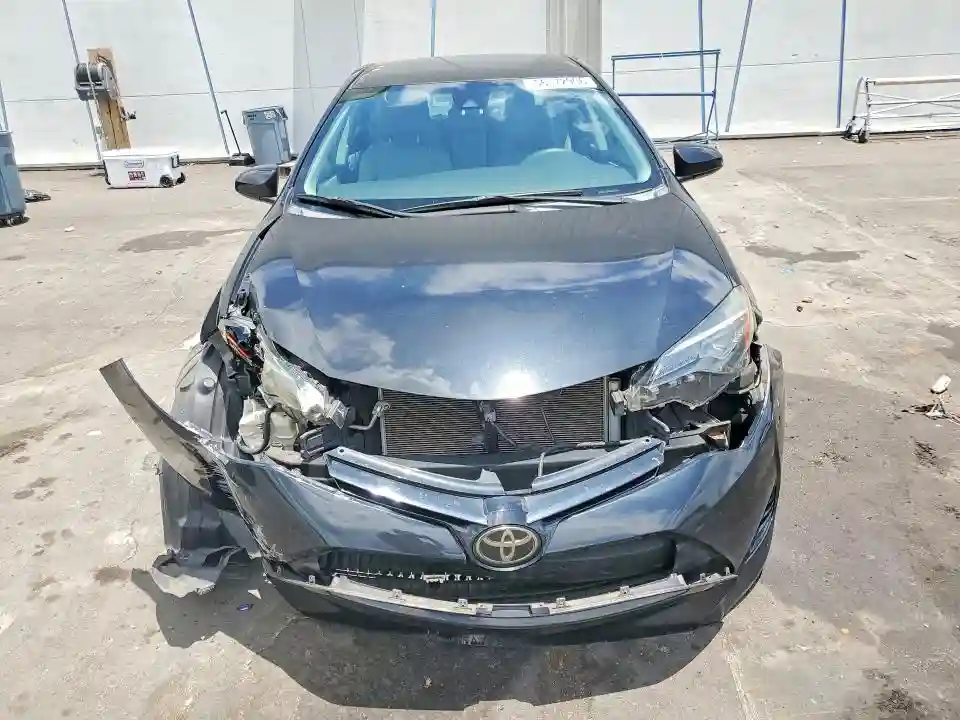 2T1BURHE2JC974359 2018 TOYOTA COROLLA-4