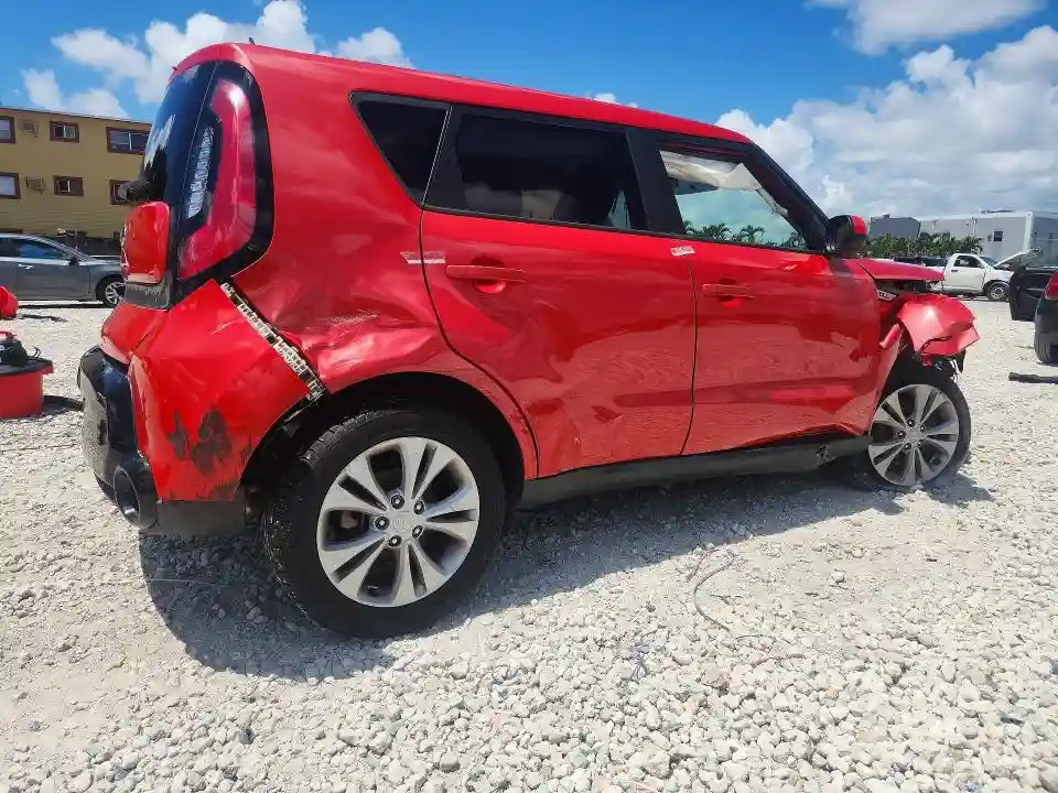 KNDJP3A53G7822983 2016 KIA SOUL-2