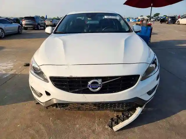 YV126MFL5J2452798 2018 VOLVO S60-4