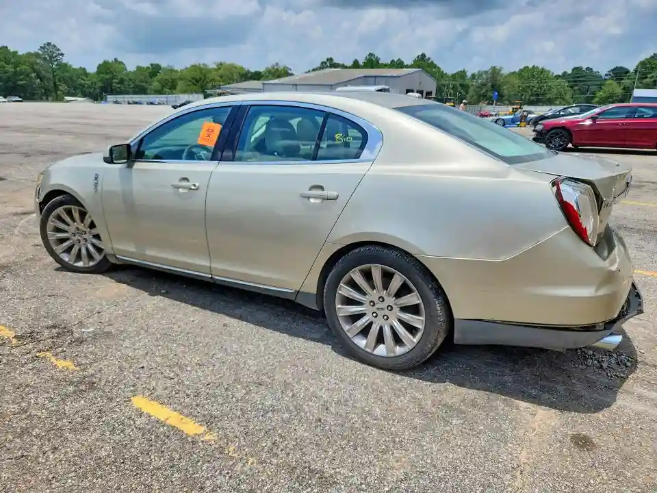 1LNHL9DR0BG605763 2011 LINCOLN MKS-1