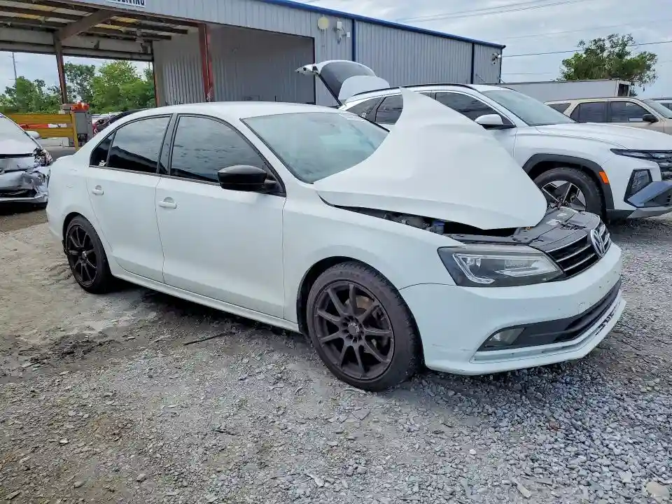 3VWD17AJ1GM391016 2016 VOLKSWAGEN JETTA-3