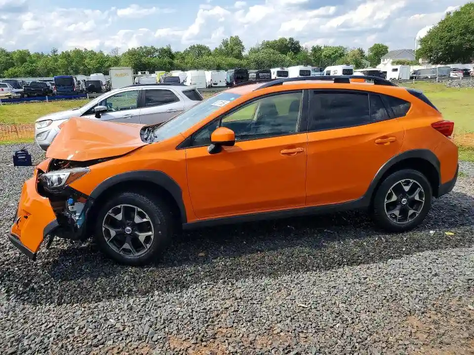 JF2GTABC0JH258073 2018 SUBARU CROSSTREK-0